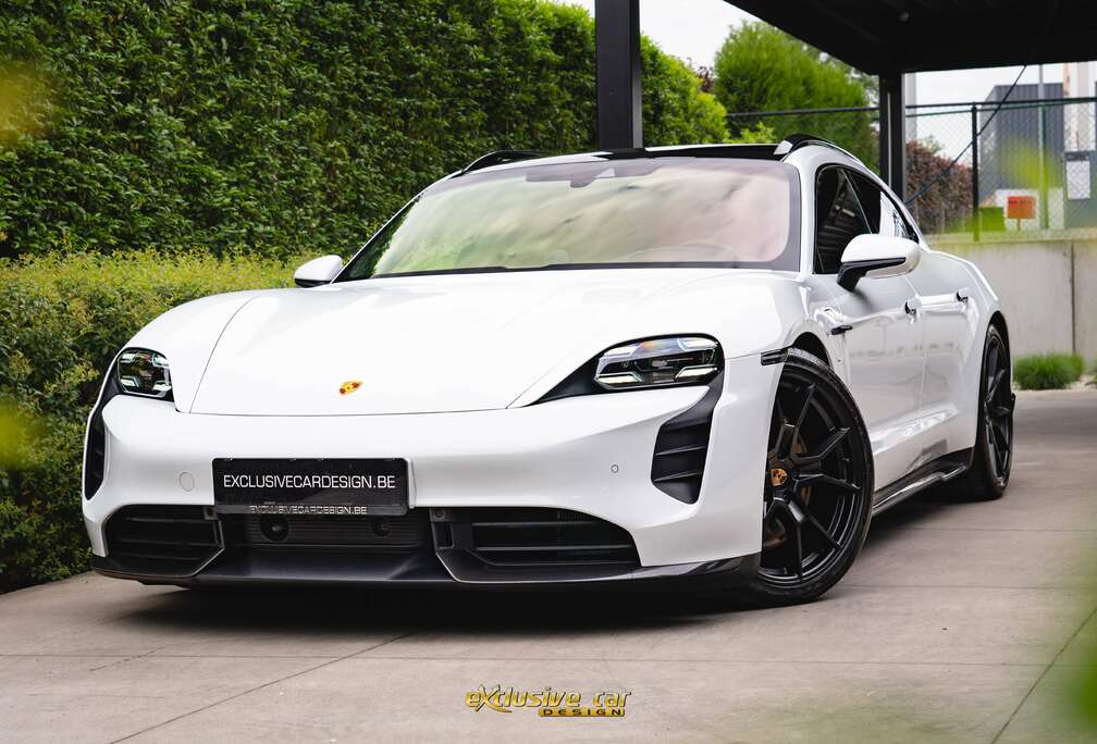 Porsche GTS Sport Turismo SportDesign *Carbon* 93.4 kWh /21\'\'/Pano/Innodrive/360Cam/Nachtzictassistent/HUD/Memory/SportChrono/