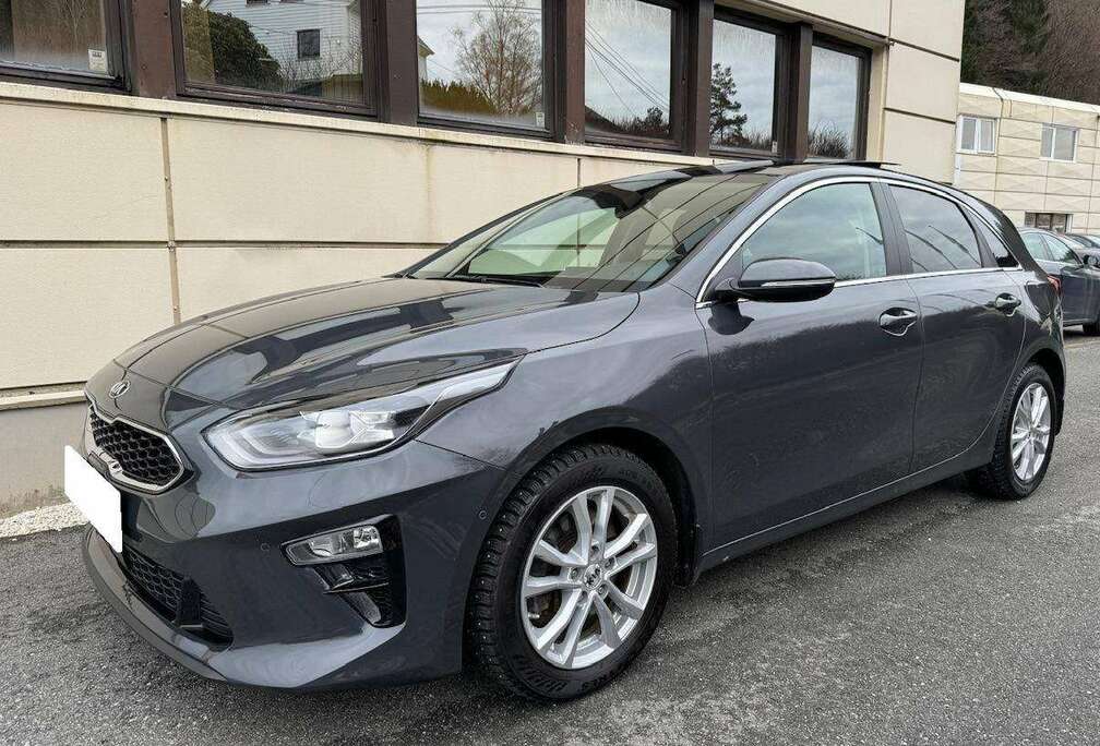 Kia Cee\'d 1.6i EX