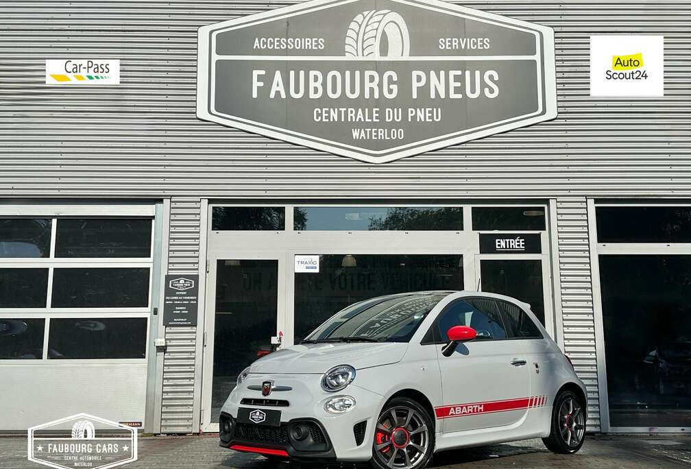 Abarth *1-PROPRIETAIRE*1-OWNER*TOIT-PANO*U-CONNECT*NAVI*