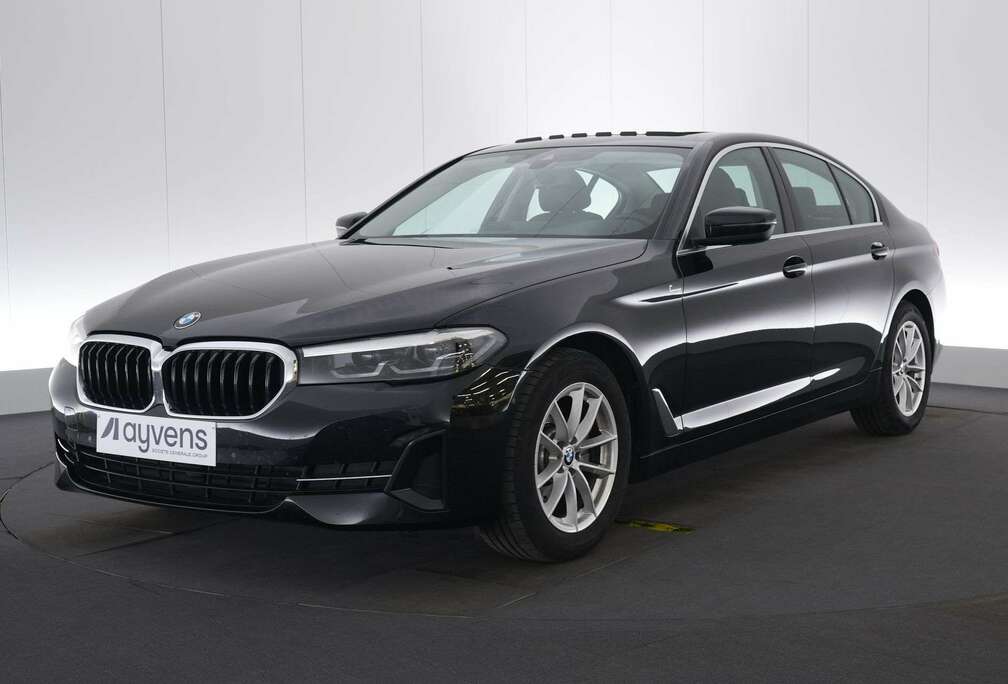 BMW 5 520iA Business LEDER/CUIR LED GPS PDC CAM ODT/O