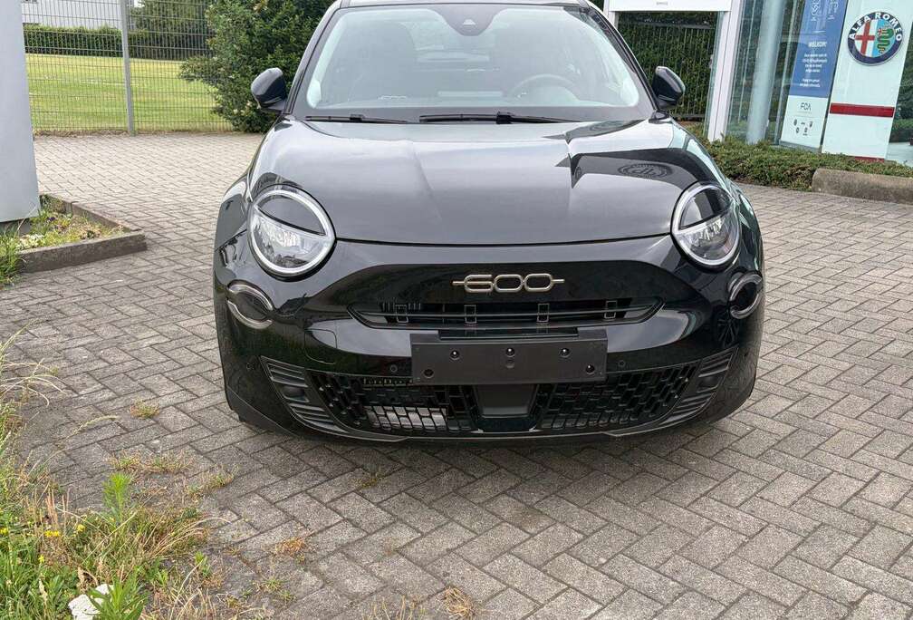 Fiat 600 1.2 Hybrid DCT