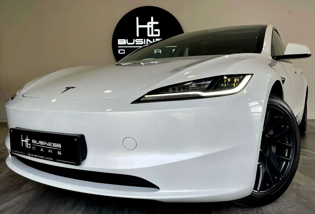 Tesla RWD/ STANDARD RANGE/ PREMIUM/ HIGHLAND/ FSD 4