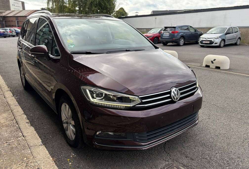 Volkswagen Touran 1.6 TDi Highline DSG
