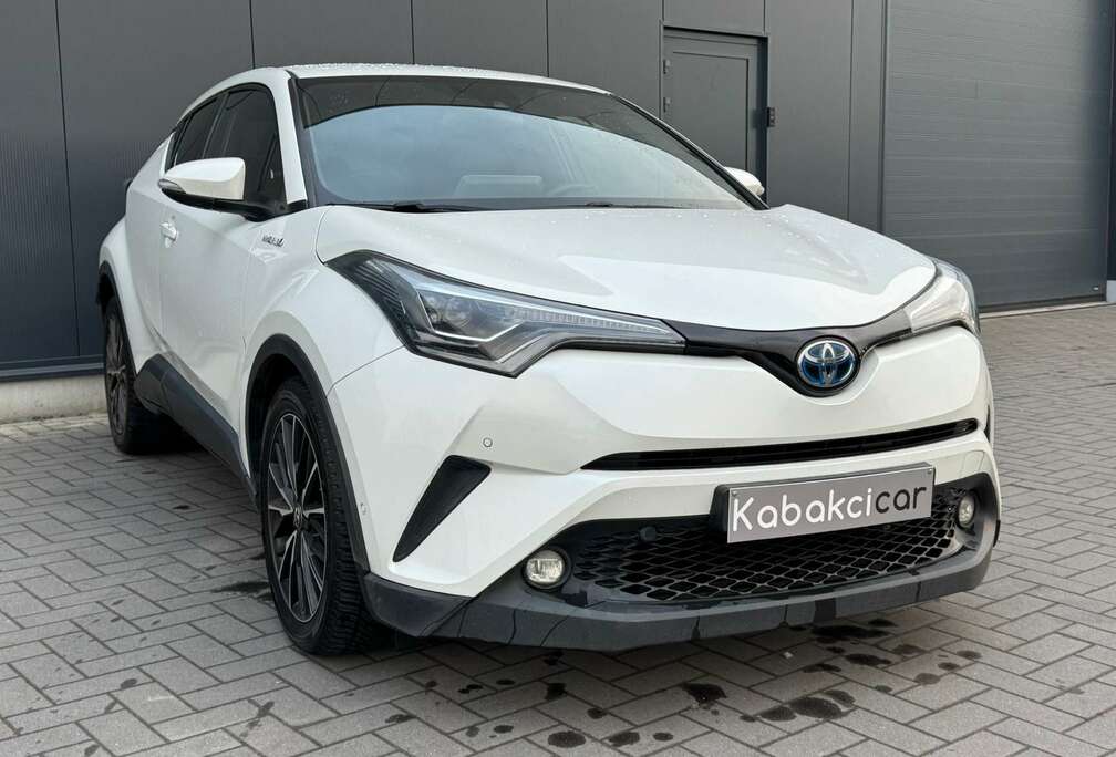 Toyota 1.8i VVT-i Hybrid E-CVT //Cuir//Navi//Garantie 12M