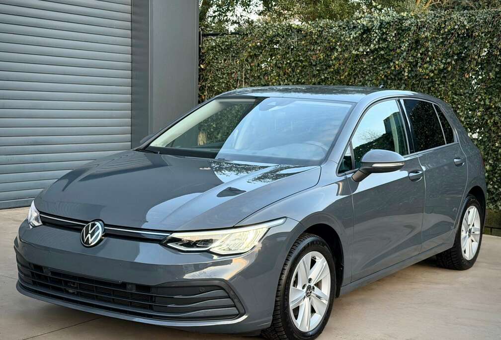 Volkswagen 1.0 eTSI OPF DSG sfeerverlichting/ camera/ LED /..