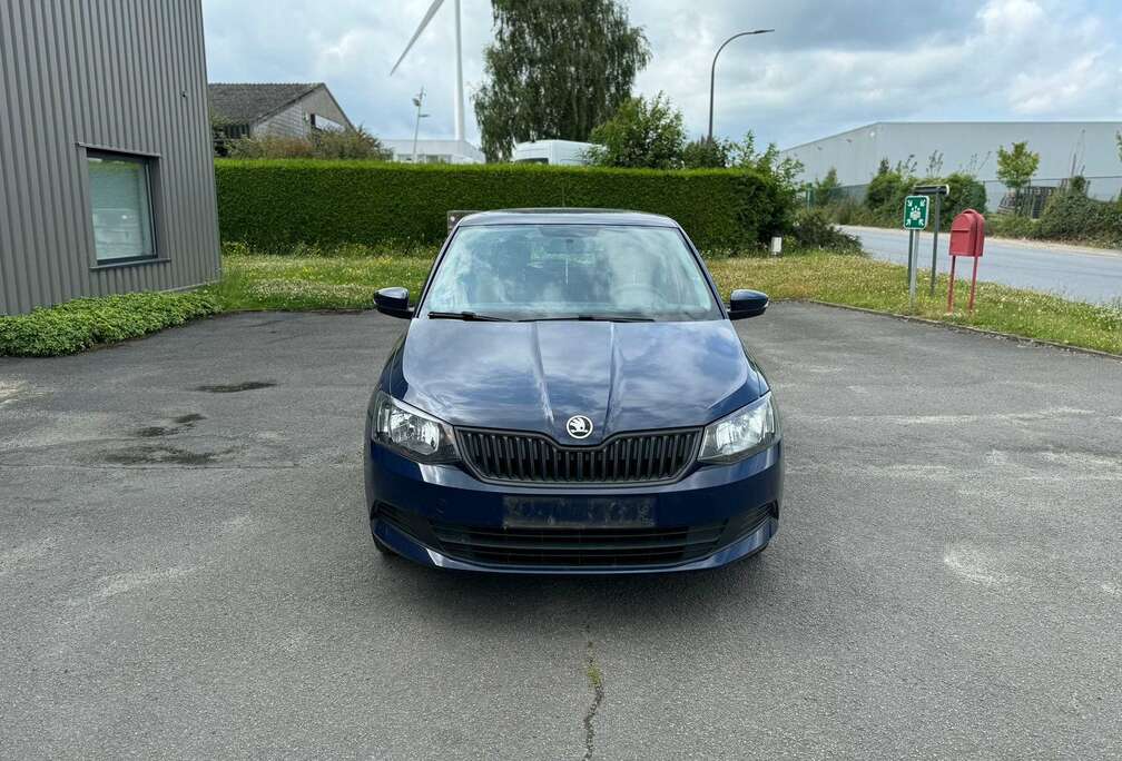 Skoda Skoda Fabia 1.0 essence Airco 44KW 60 CH