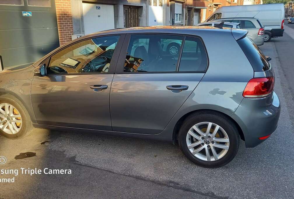 Volkswagen 1.6 CR TDi Highline DPF