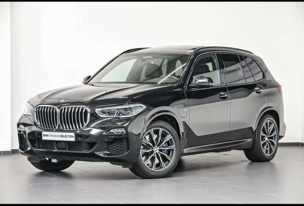 BMW xDrive45eMsportPanoTHHifi