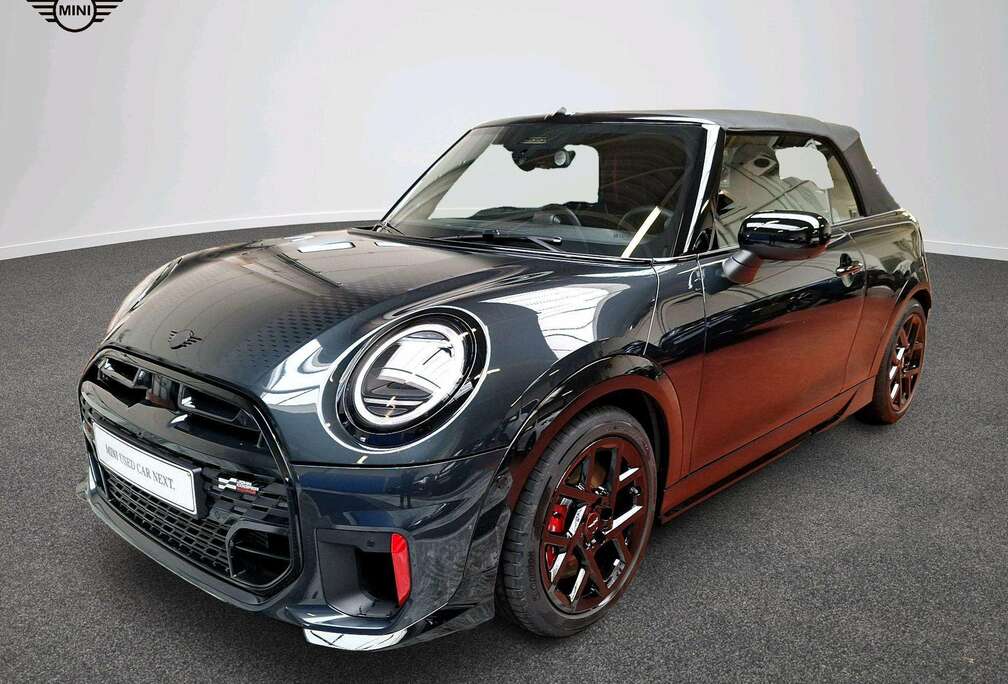 MINI John Cooper Works Trim