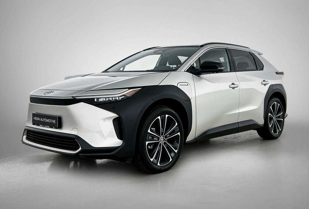 Toyota 71.4 kWh 2WD Premium