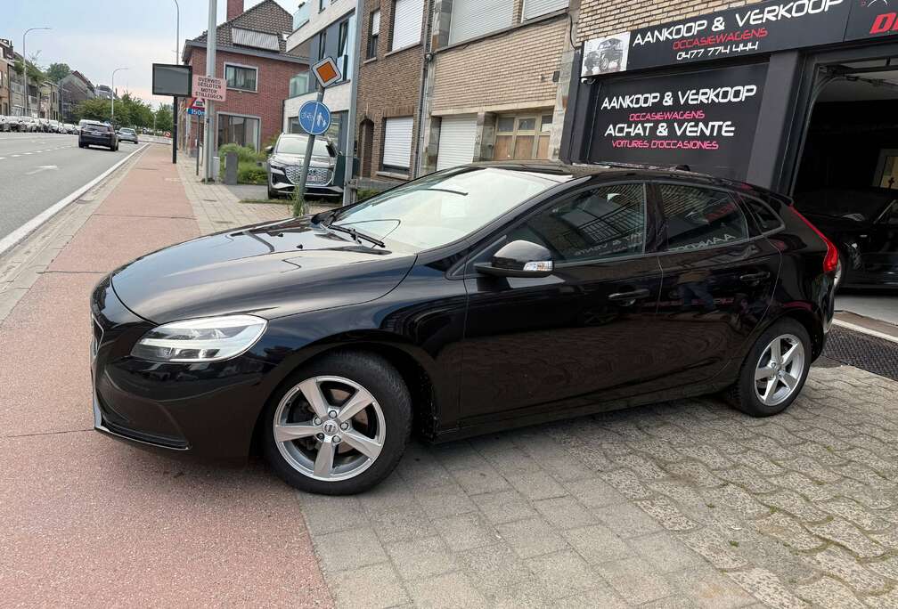 Volvo V40 2.0 D2 Navigations cruise park tronic Phare Led