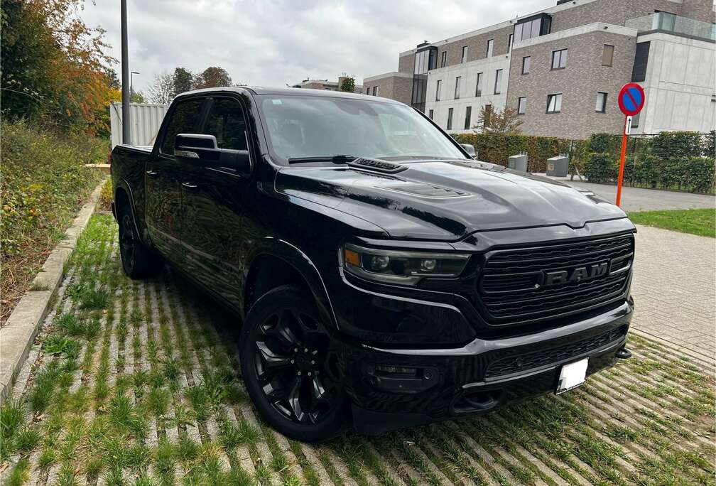 1500 LIMITED Night Edition