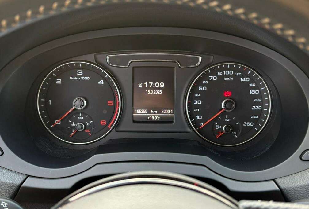 Audi Q3 2.0 TDi S tronic