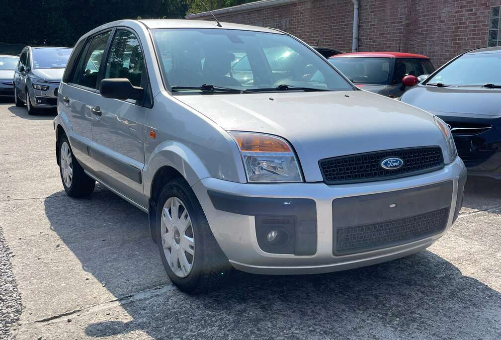 Ford 1.4i Trend Durashift