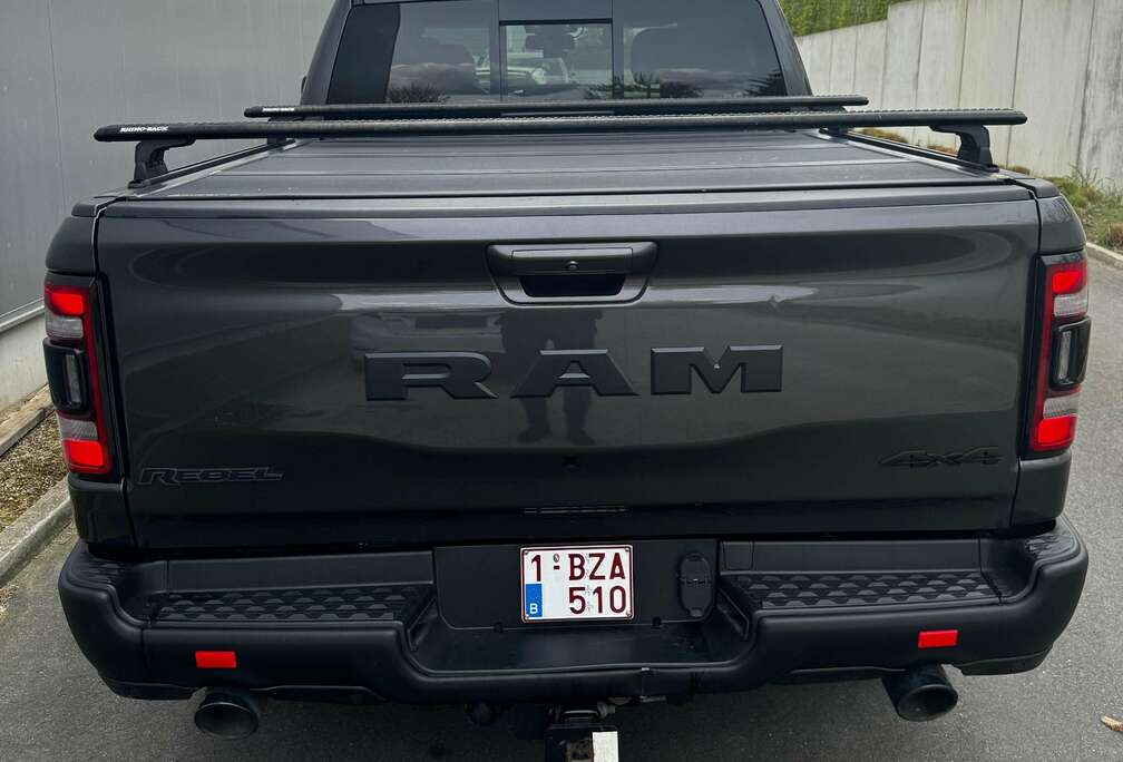 Dodge Rebel