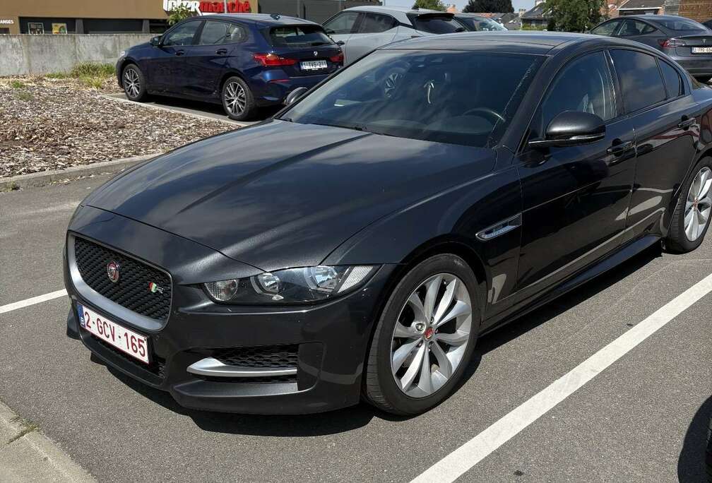 Jaguar 2.0 D AWD R-Sport