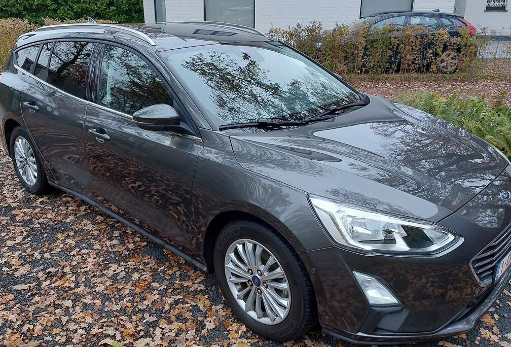 Ford 1.0 EcoBoost Titanium Business