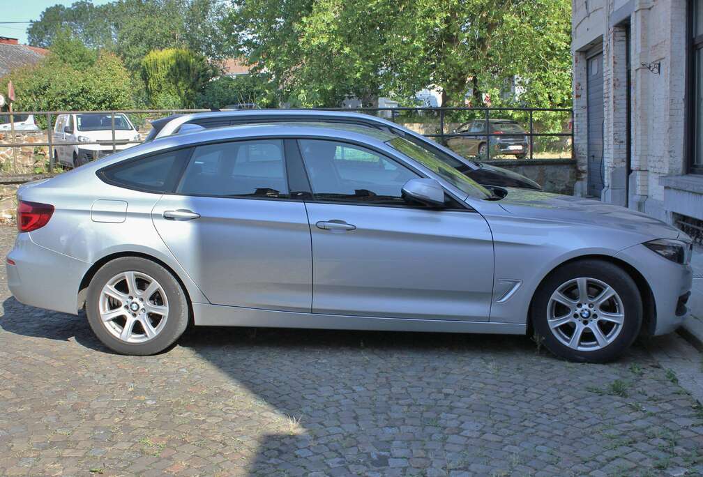 BMW Gran Turismo 318 dA AdBlue