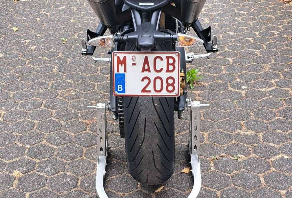 Triumph Échappement BKS + origine