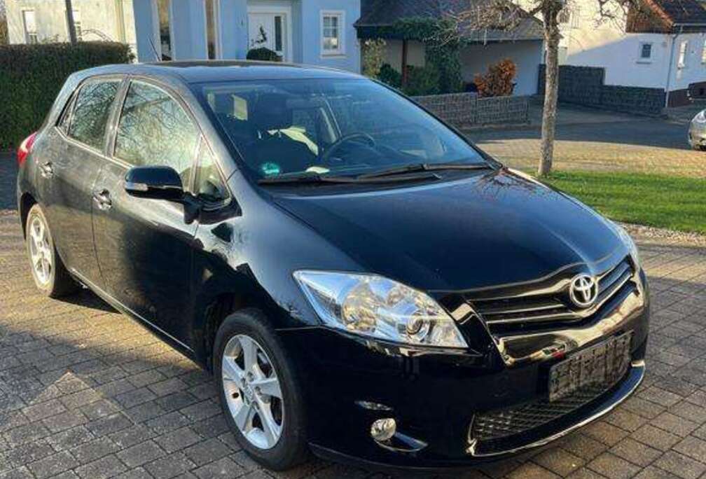 Toyota 1.33i VVT-i Executive