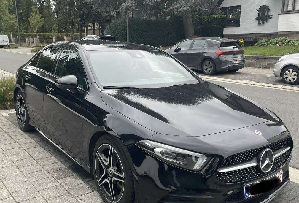 Mercedes-Benz d 8G-DCT AMG Line