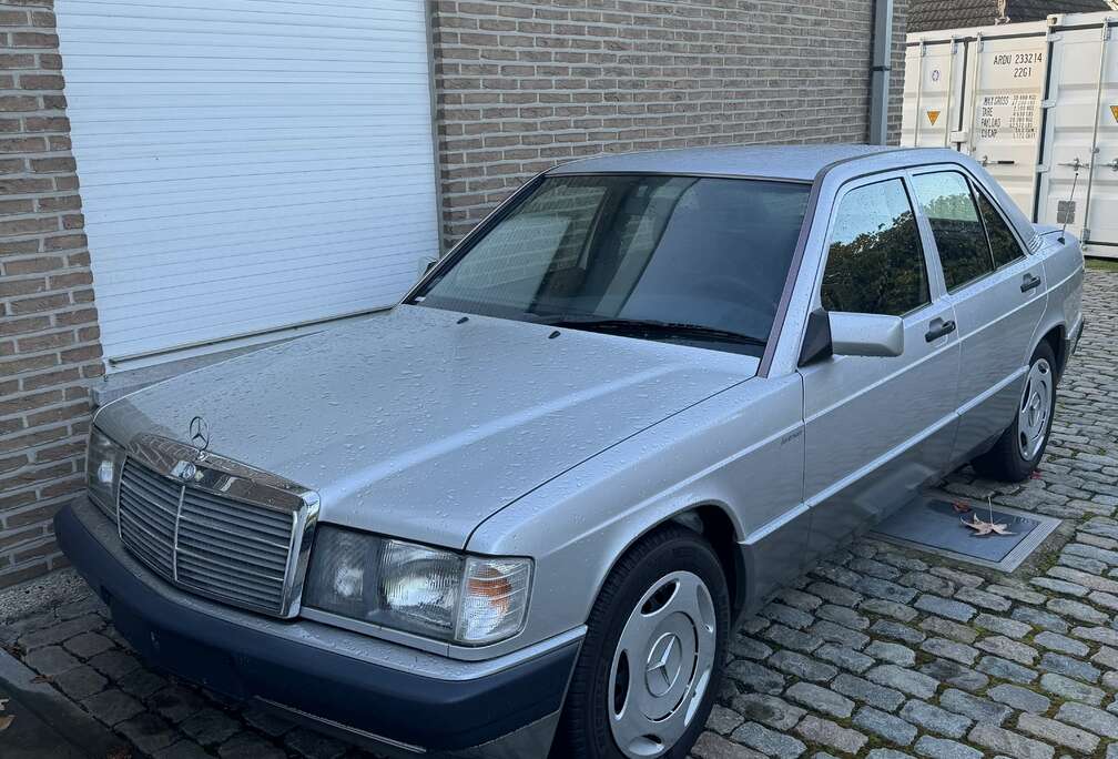 Mercedes-Benz Mercedes 190 E in Collectiestaat