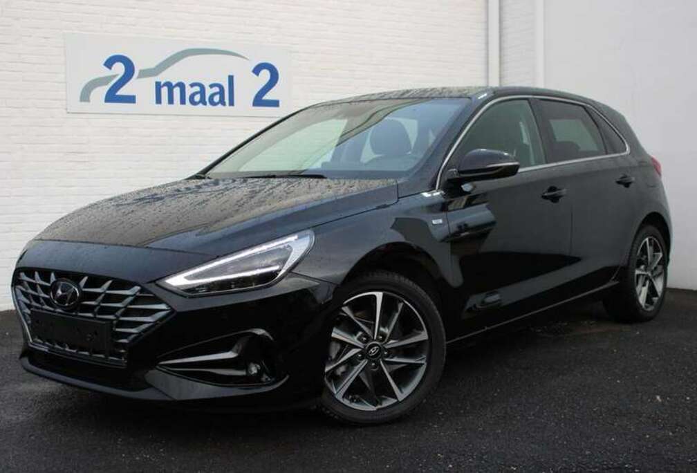 Hyundai i30 1.5 T-GDI 48V-Hybrid Full option