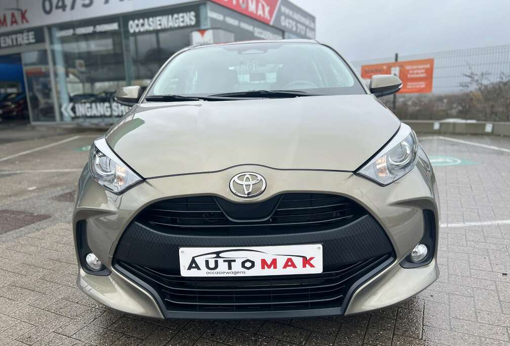 Toyota Yaris Hybrid 1.5i VVT-i E-CVT Dynamic