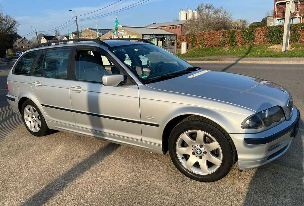 BMW 318i