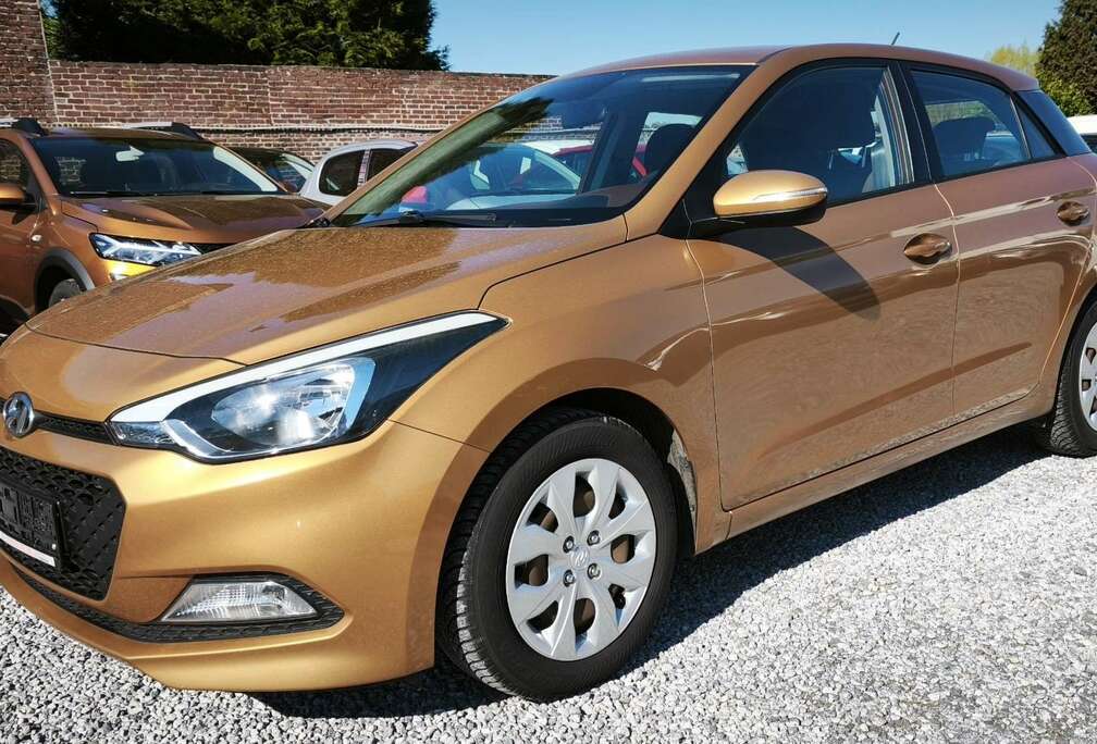 Hyundai _1.2 i (75CH)_08/2015EUR.6B_A/C