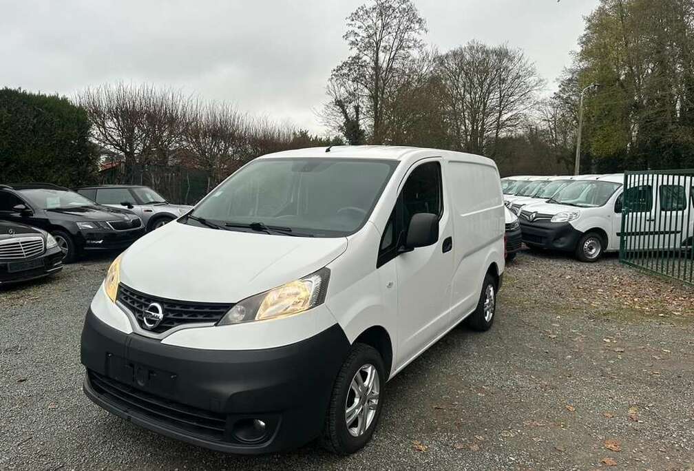 Nissan 1500 DCI 9.500 euros + TVA/BTW  AIRCO