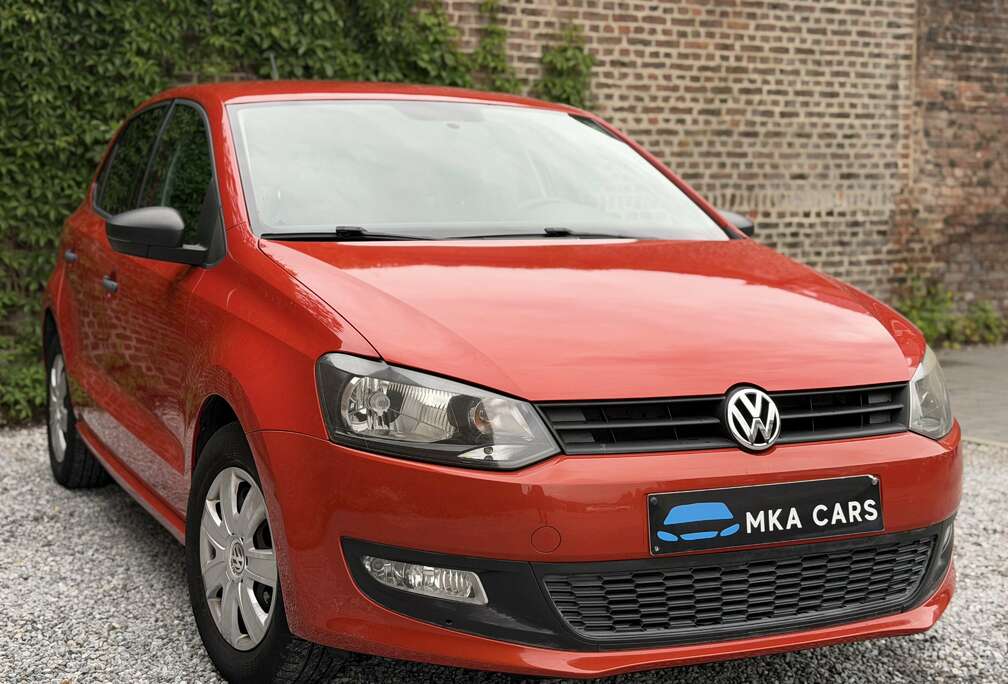 Volkswagen 1.2i Trendline Faible Km Suivie Complet Garantie