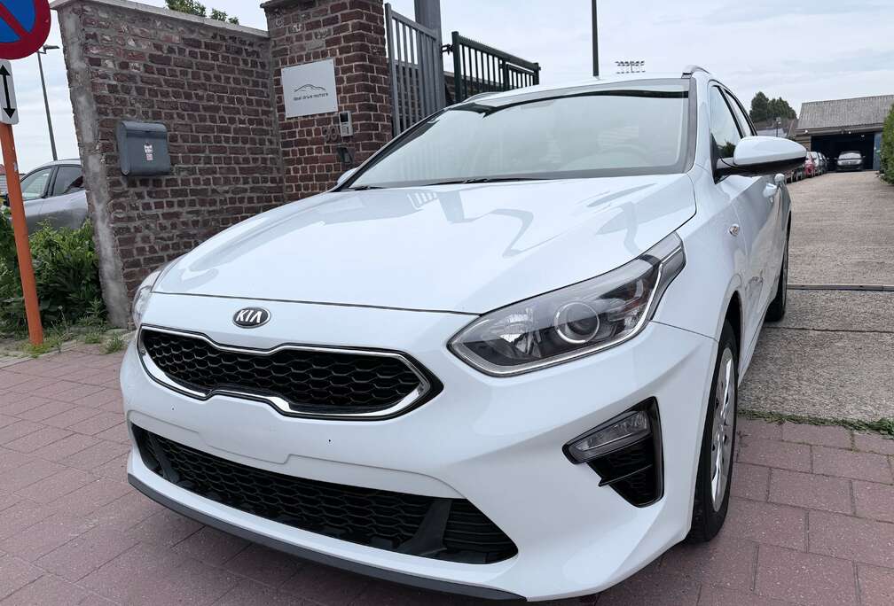 Kia EDTION GT LINE  AIRCO  NAVI  PARKEERCAMERA  CRUISE  CARPLAY