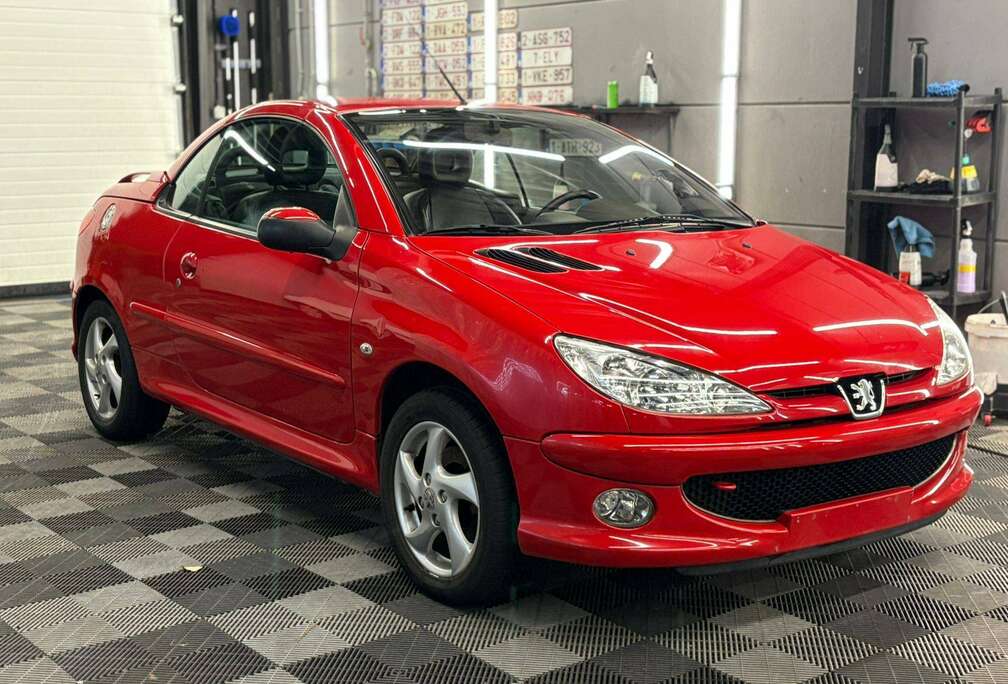 Peugeot 1.6I CABRIO  164.780 KM.  BJ. 2006