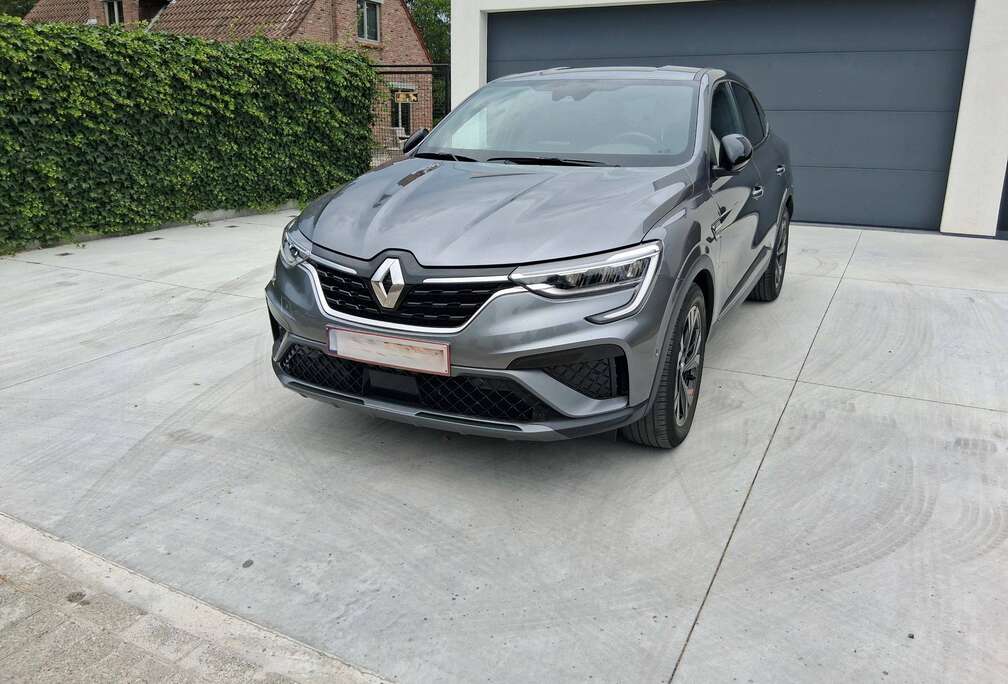 Renault Arkana E-TECH 1.6i R.S.Line