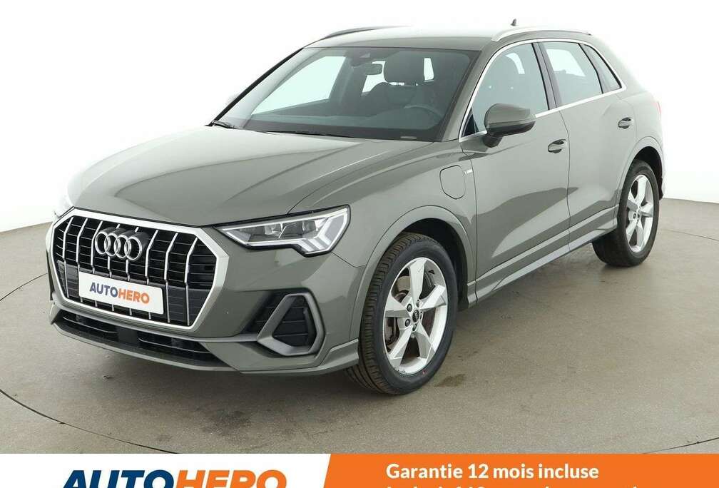 Audi 45 TFSIe S line