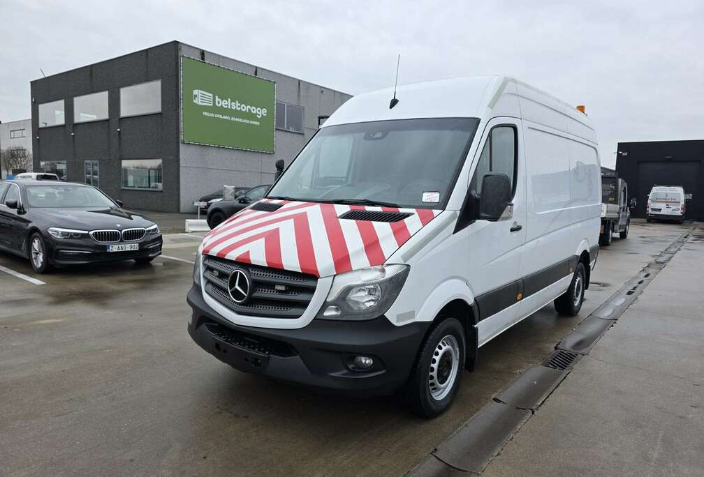 Mercedes-Benz 316 (Stock ID 84320)