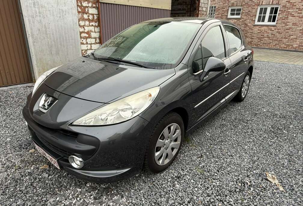 Peugeot 207 1.4i 73cv, 132.101 km, Airco, 5 portes