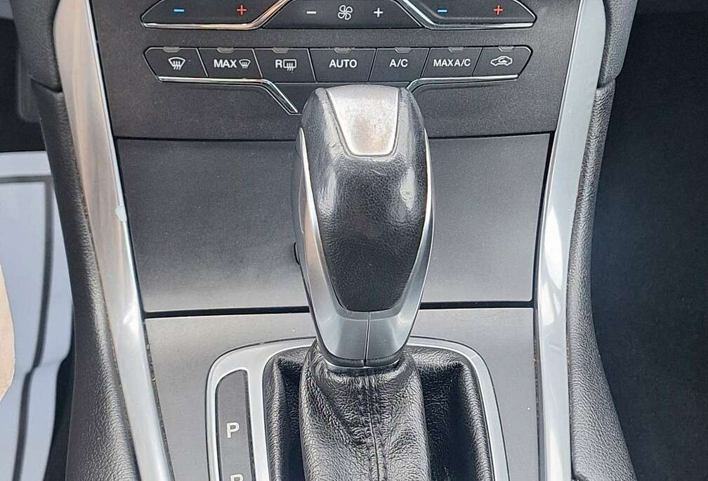 Ford 2.0 TDCi Titanium PowerShift