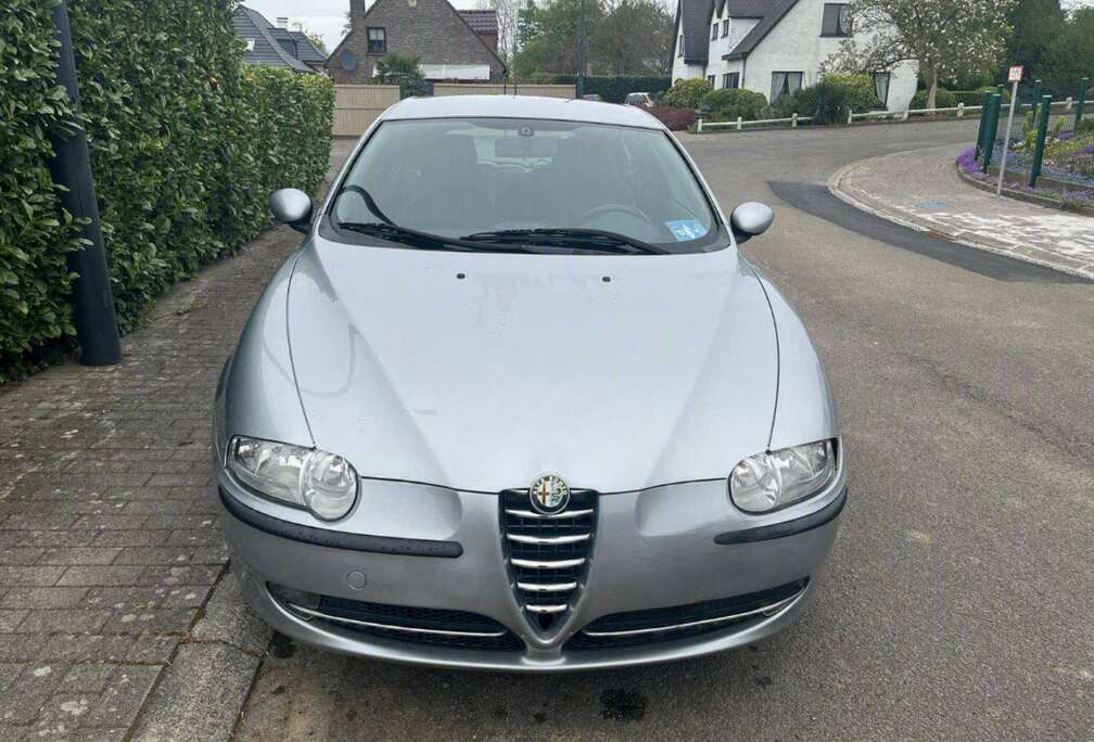 Alfa Romeo 147 1.6i 16v TS Impression Linea Rossa