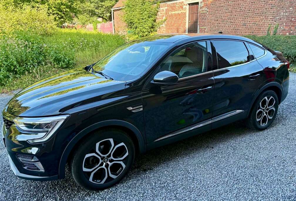 Renault E-TECH 1.6i Intens