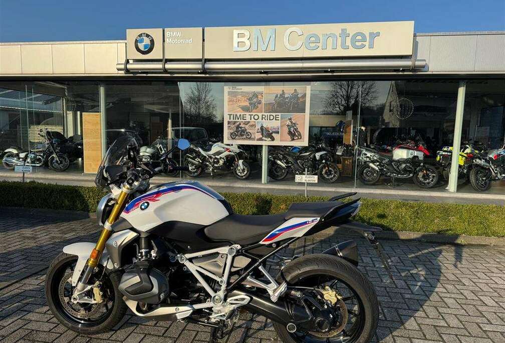 BMW 0