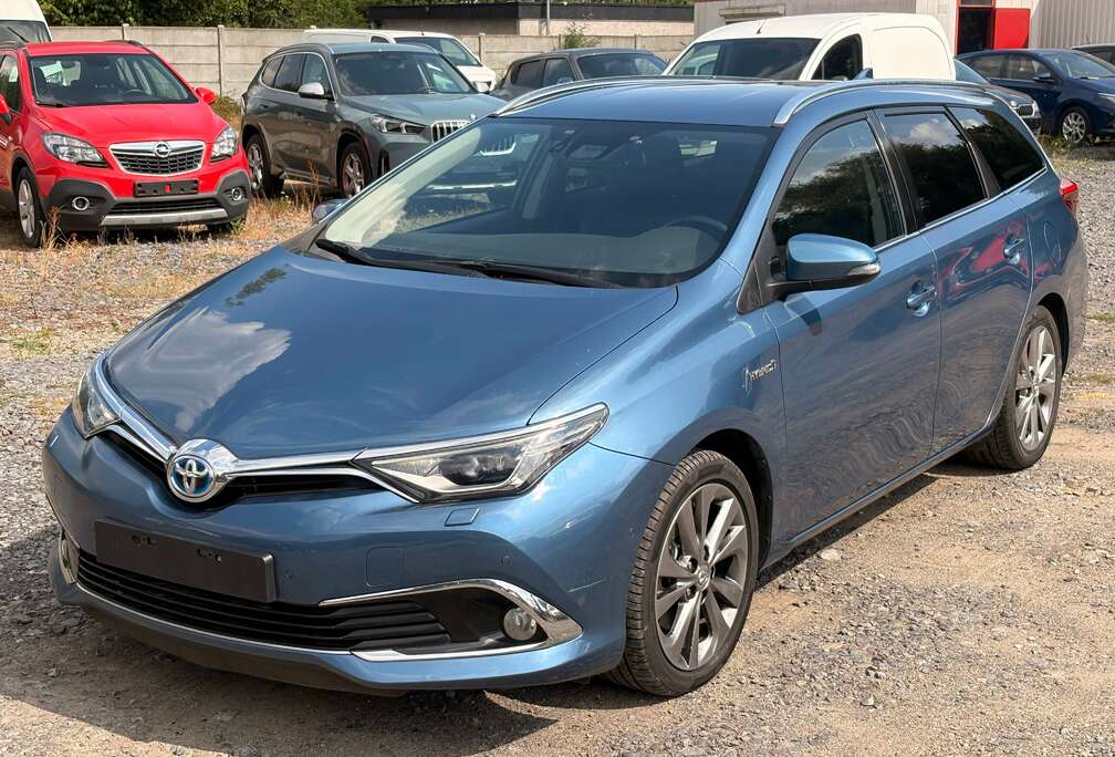 Toyota Auris SW HEV 1.8i HSD Premium CVT
