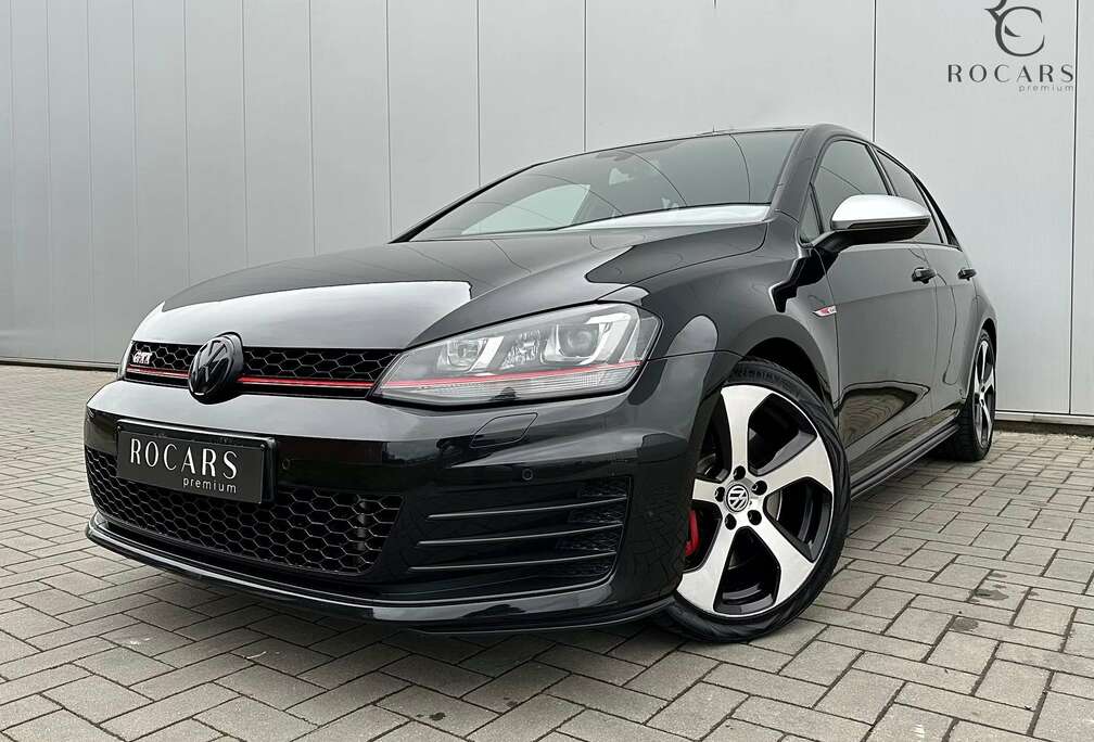 Volkswagen 2.0 TSI Performance DSG * GPS *FULL BLACK*GARANTIE