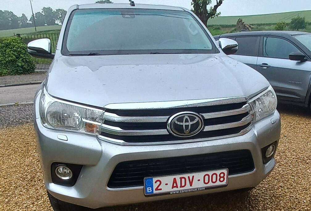 Toyota Hilux+2.4+D-4D+4WD+Comfort