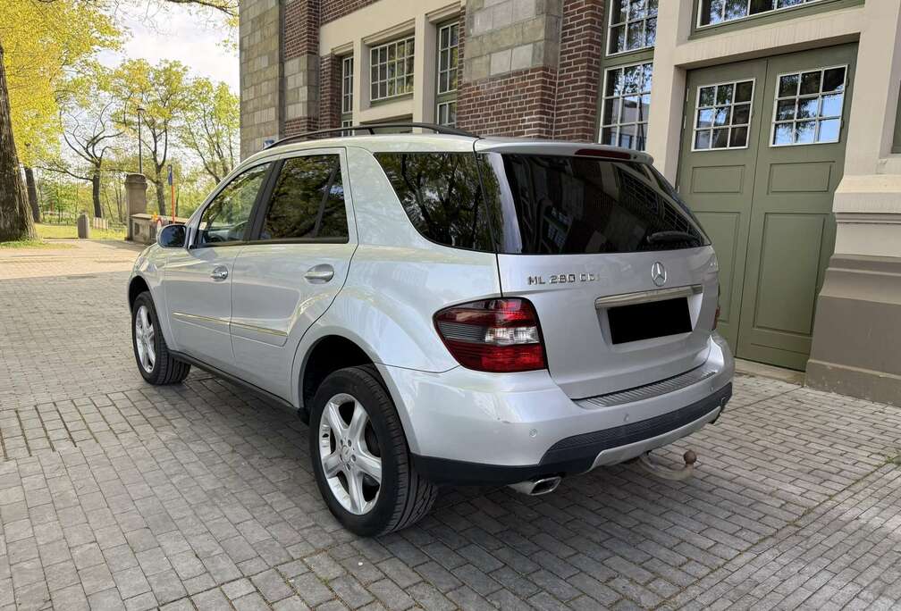 Mercedes-Benz CDI V6 SUV 4x4 Schuifdak Trekhaak Propere Staat