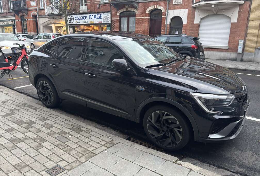 Renault 1.3 TCe MHEV Esprit Alpine EDC