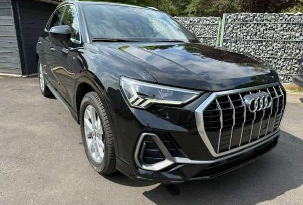 Audi 35 TFSI S-Line S-TRONIC