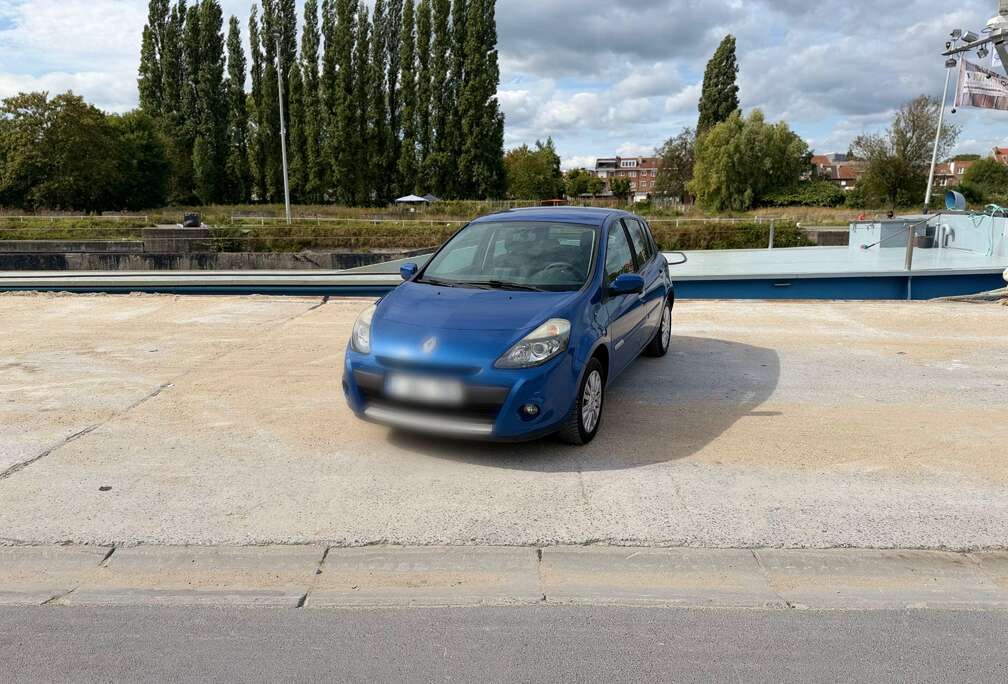 Renault 1.2 Essence | 2010 | 113.000km | AIRCO | GPS | CT