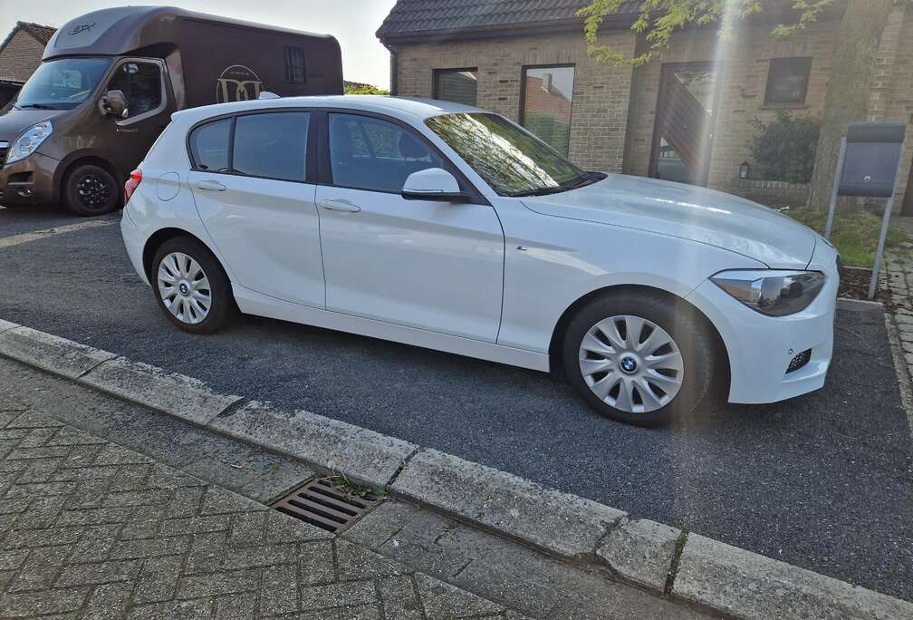 BMW 114i Sport Line